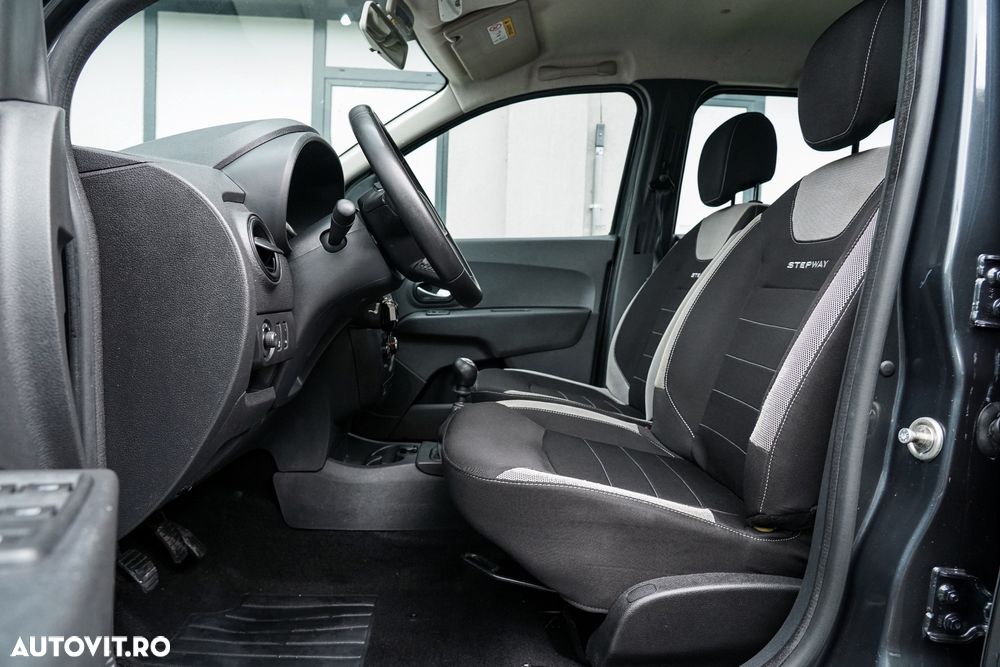 Dacia Lodgy 1.5 Blue dCi Stepway - 22