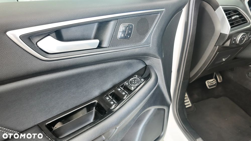 Ford Edge 2.0 TDCi Twin-Turbo 4WD Sport - 11