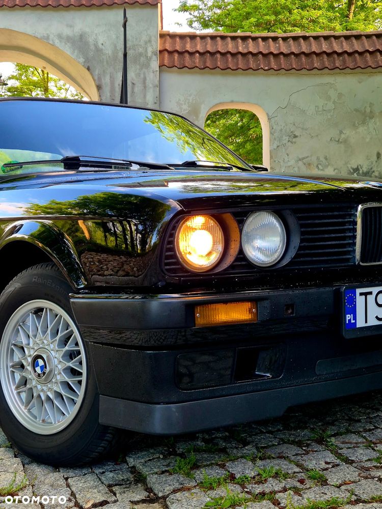 BMW Seria 3 320i - 2