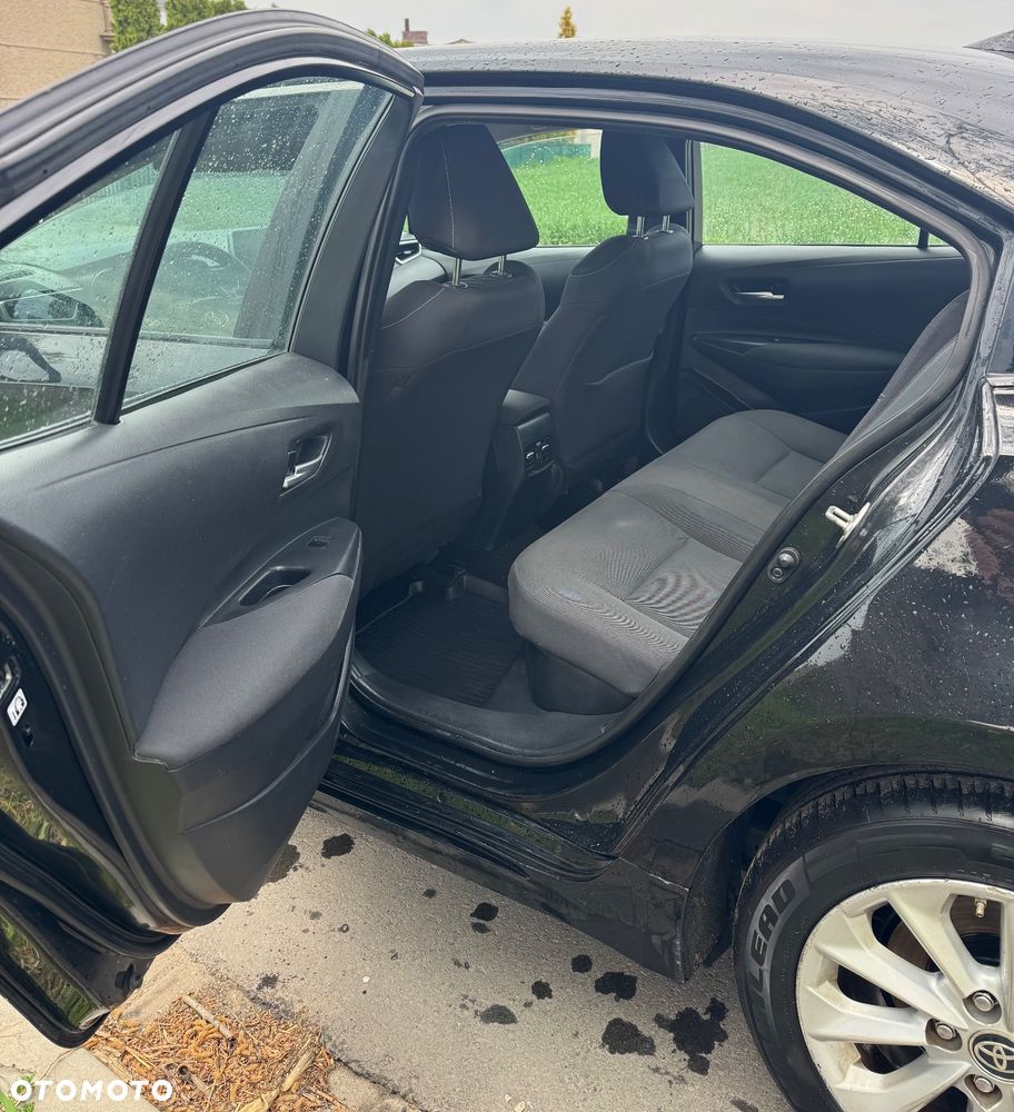 Toyota Corolla 1.8 Hybrid Club - 11