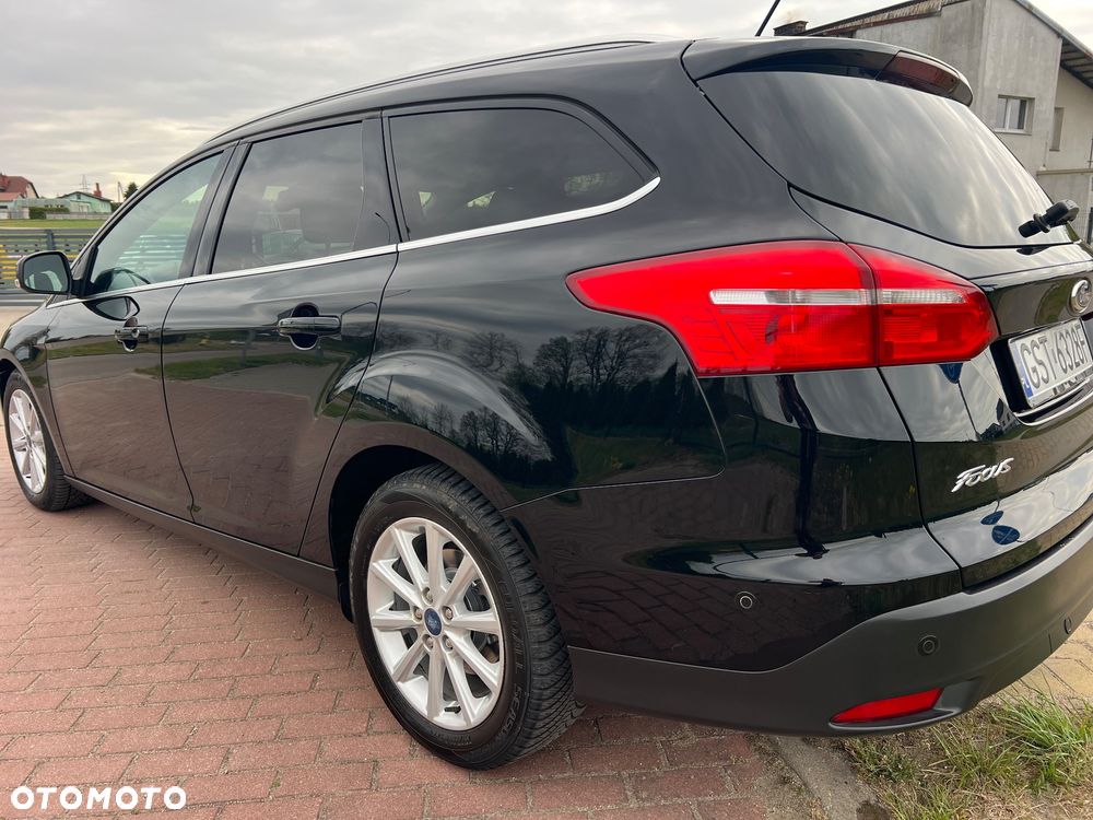 Ford Focus 1.0 EcoBoost Titanium - 11
