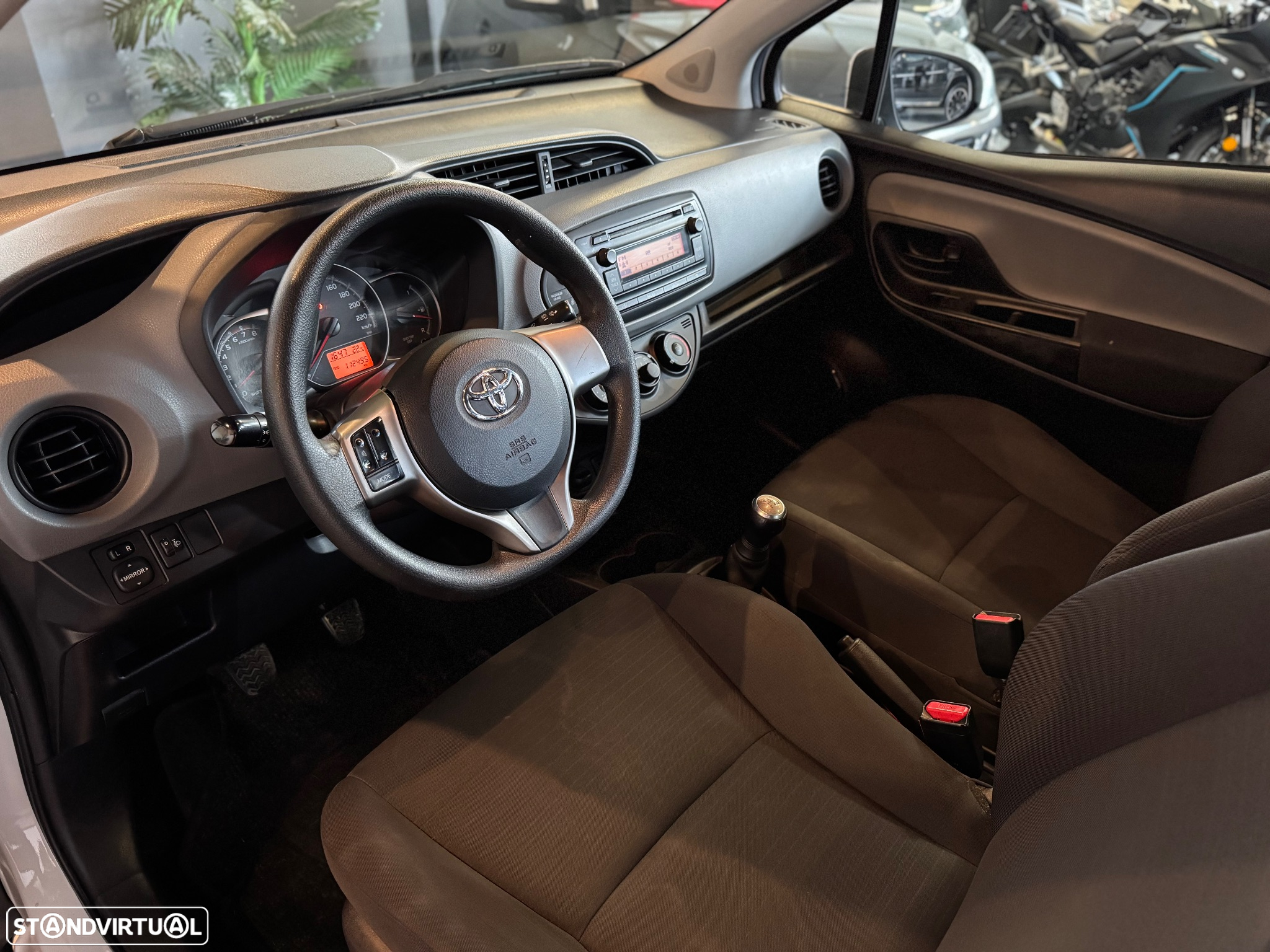 Toyota Yaris 1.0 VVT-i Comfort - 8