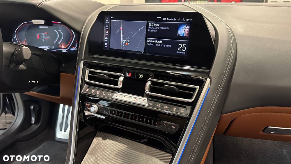 BMW Seria 8 - 35