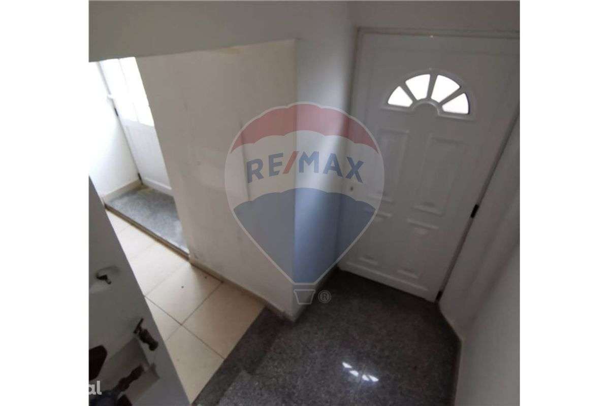 Moradia T2 para venda - Grande imagem: 3/6