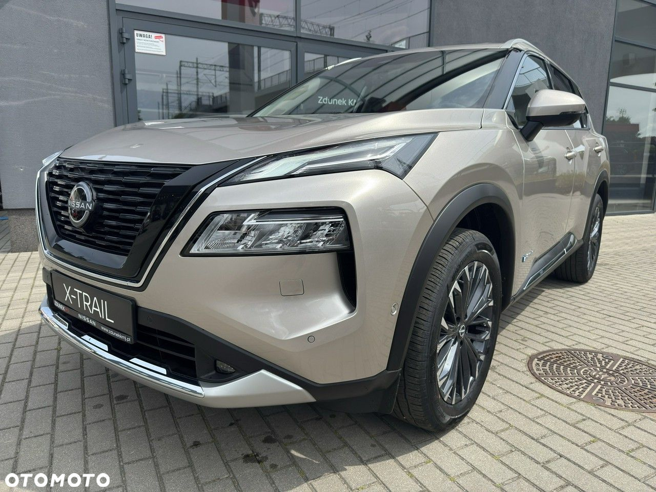 Nissan X-Trail 1.5 VC-T e-POWER Tekna e-4ORCE 7os - 2