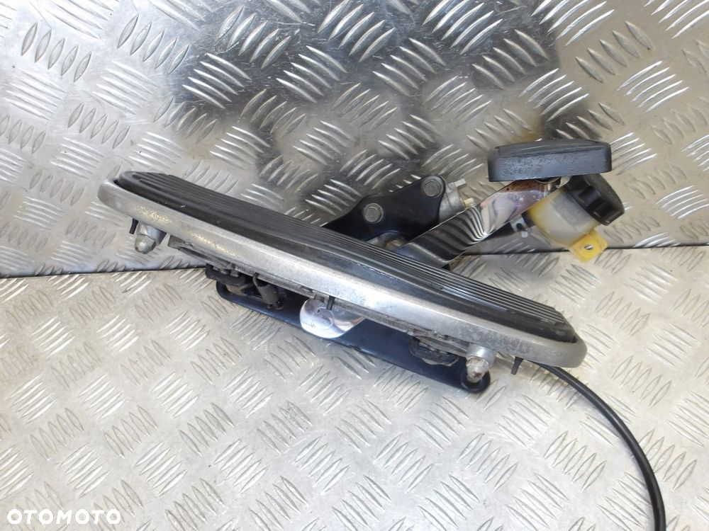 Set podest przód prawy pedał pompa hamulca KAWASAKI VN 1500 VULCAN NOMAD 1998-2004  PN: 34028-1497 , 34003-1473 - 3
