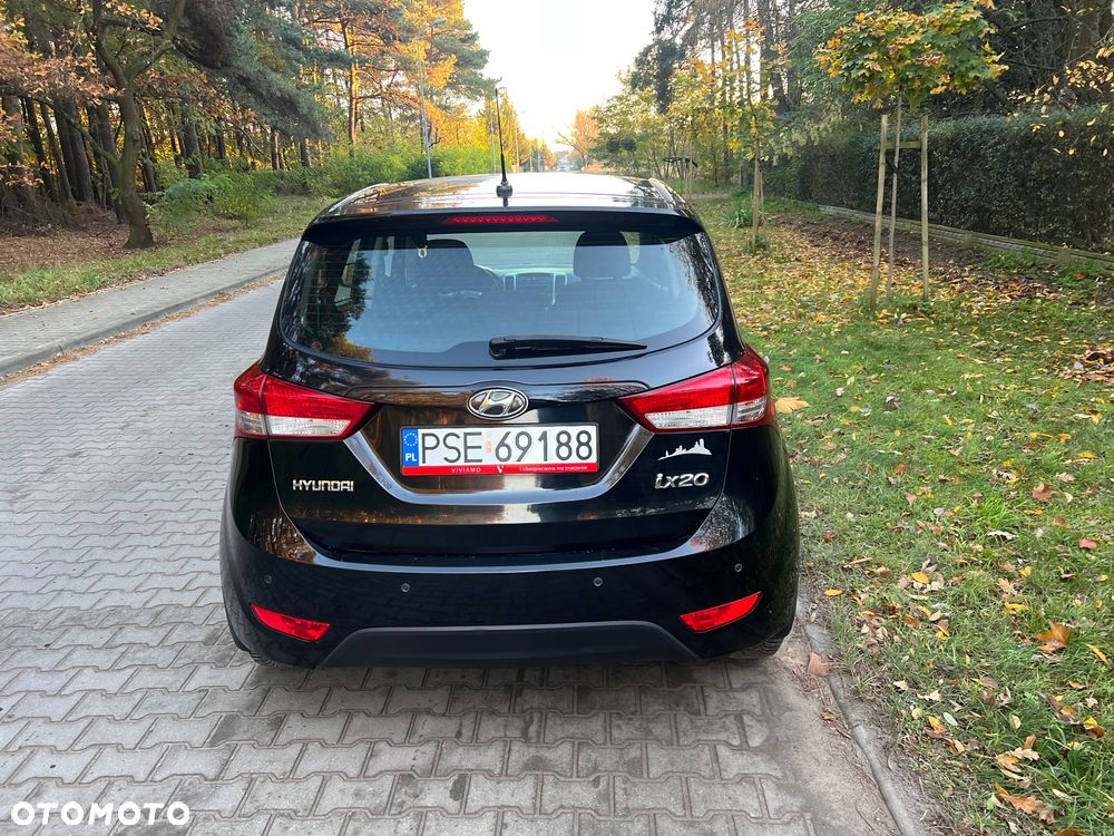 Hyundai ix20 1.6 Classic + - 8
