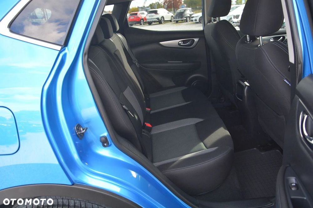 Nissan Qashqai 1.3 DIG-T N-Connecta DCT - 13