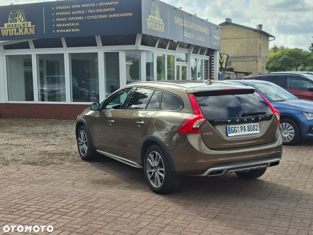 Volvo V60 Cross Country D4 Drive-E Summum - 13
