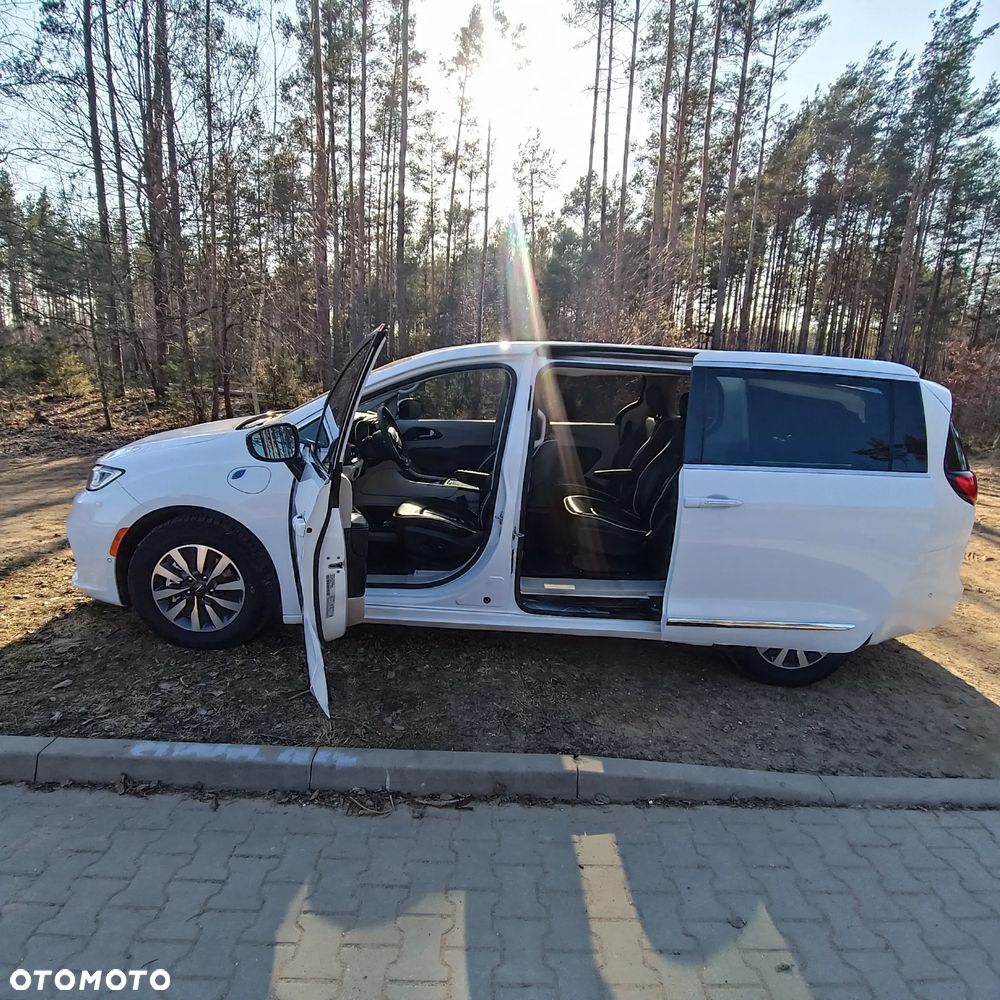 Chrysler Pacifica - 6