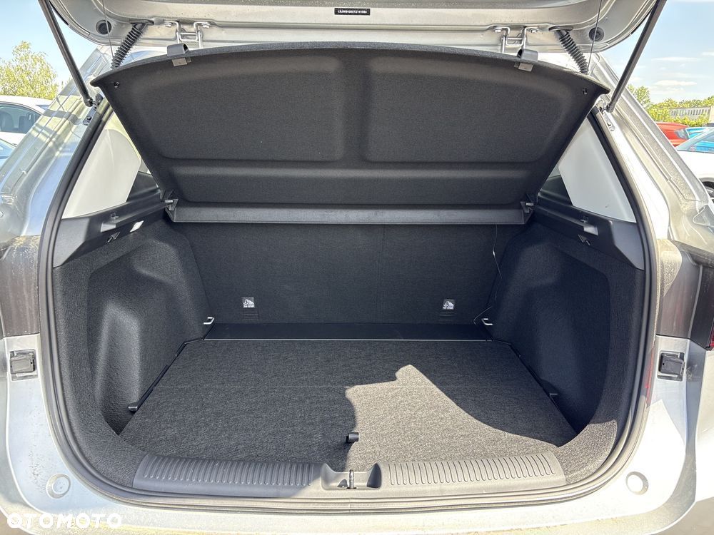 MG ZS 1.5 HEV+ Exclusive - 11