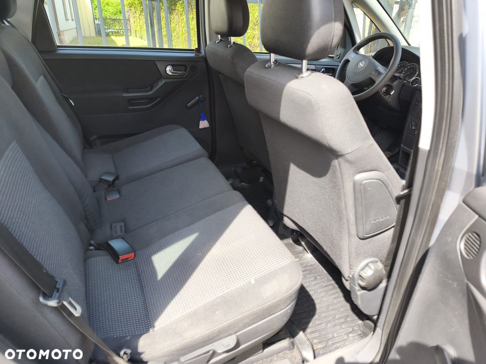 Opel Meriva 1.7 CDTI - 8