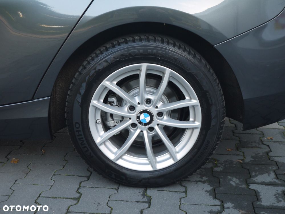 BMW Seria 1 120i Sport Line - 9