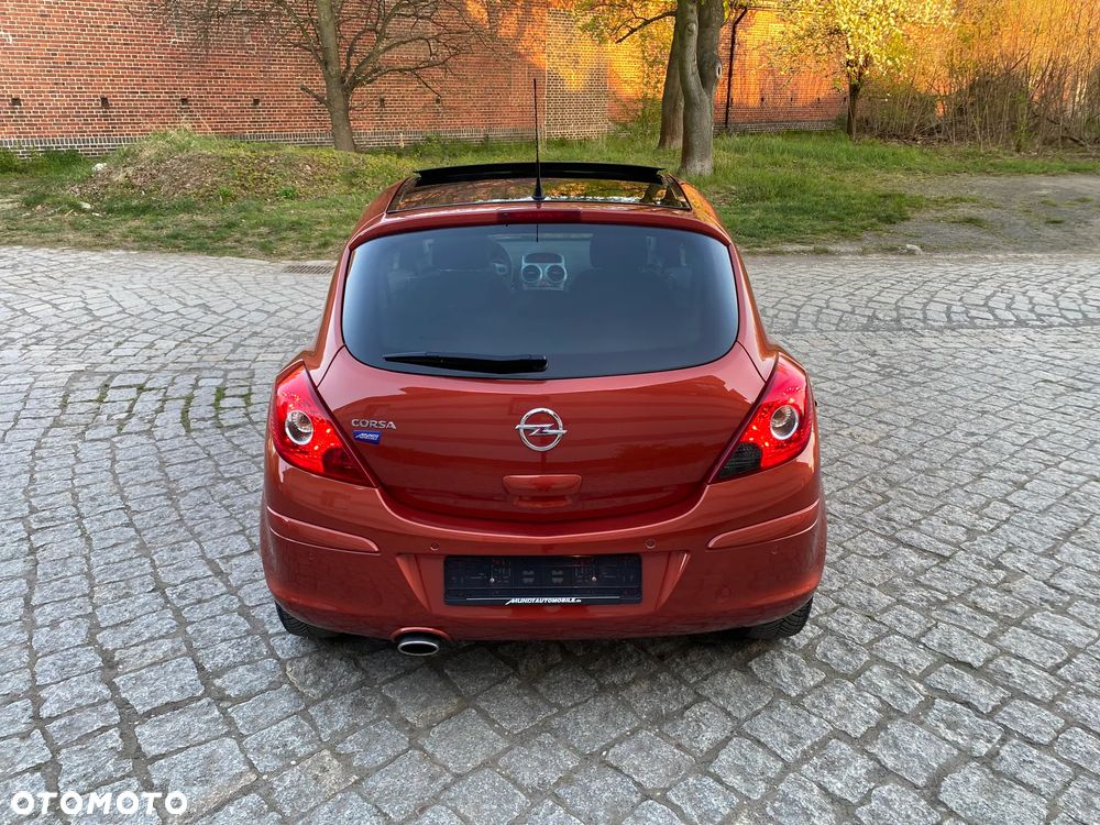 Opel Corsa 1.4 16V Satellite - 11
