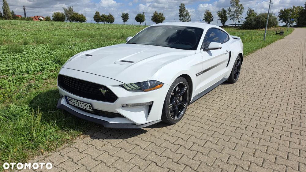 Ford Mustang - 2