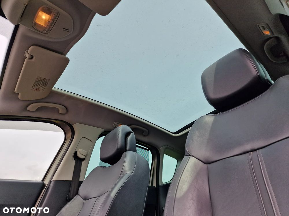 Peugeot 3008 2.0 HDi Premium - 28
