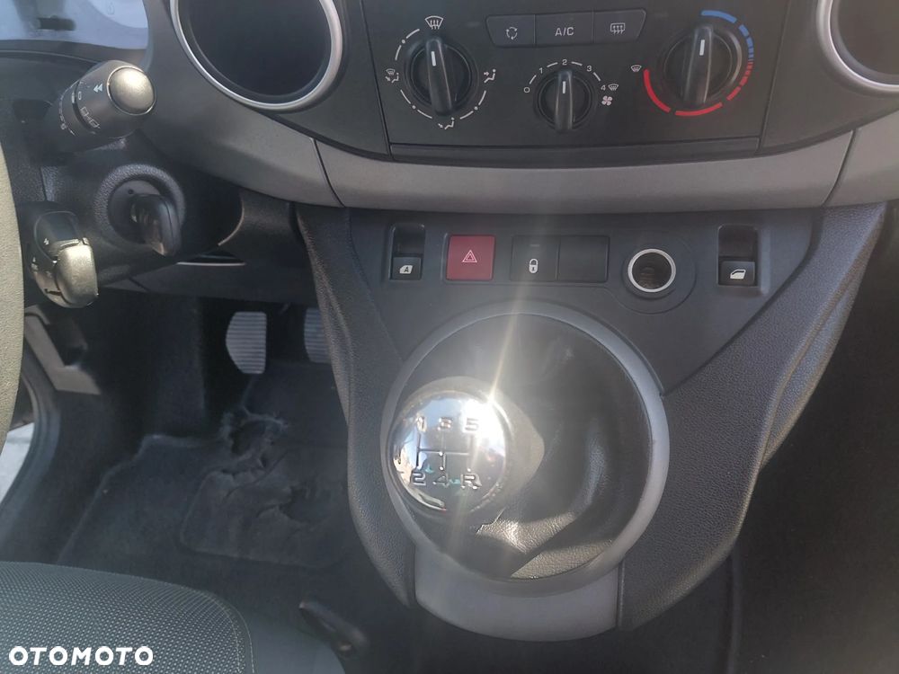Citroën Berlingo Multispace VTi 95 SELECTION - 17