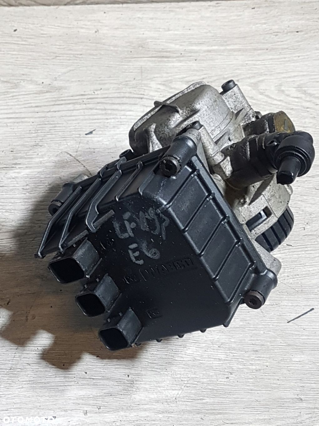 ZAWÓR MODULATOR HAMULCOWY EBS PRZEDNIEJ OSI DAF LF EURO 6 4801066050 - 5