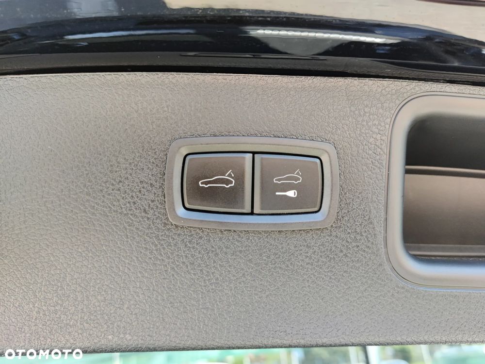 Porsche Macan Standard - 23