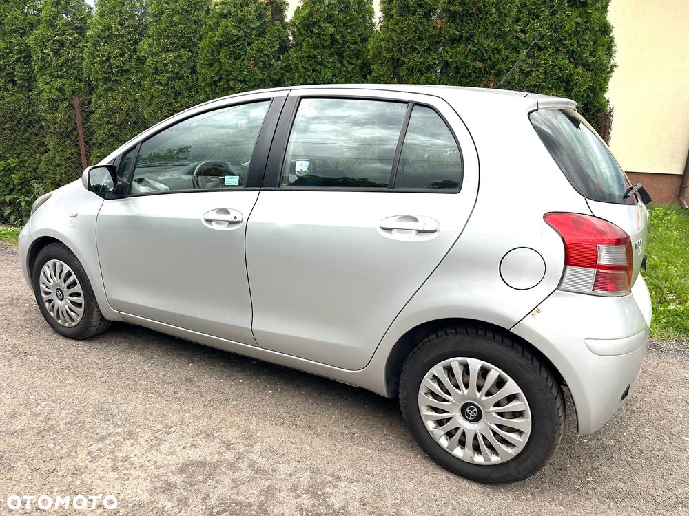 Toyota Yaris 1.33 Prestige - 5