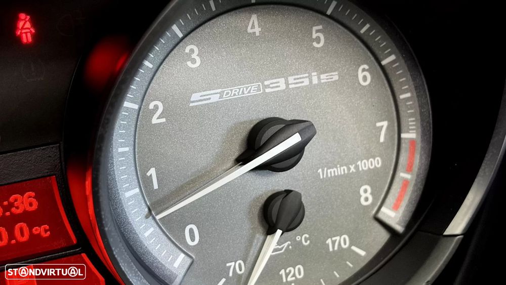 BMW Z4 35 is Auto - 54