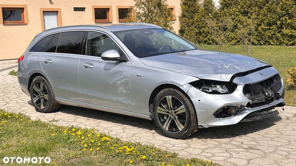 Mercedes-Benz Klasa C 300 de PHEV 4-Matic Avantgarde - 3