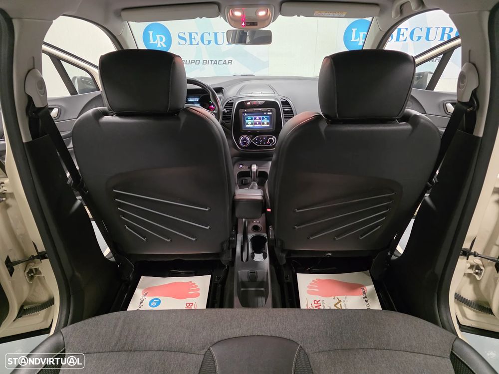 Renault Captur 1.5 dCi Exclusive EDC - 39