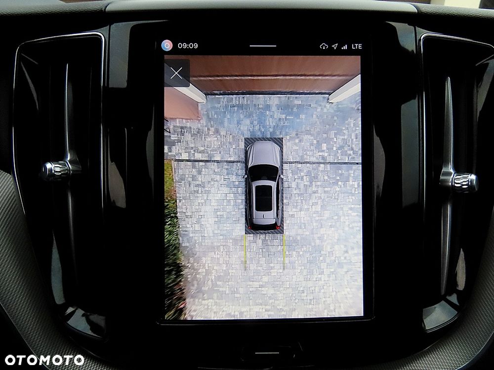 Volvo XC 60 B5 AWD Ultra Dark - 34