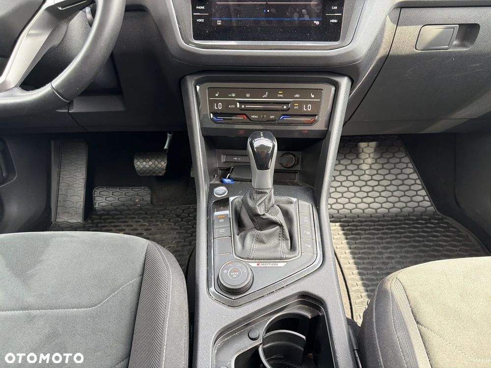 Volkswagen Tiguan 2.0 TSI 4Mot Elegance DSG - 16