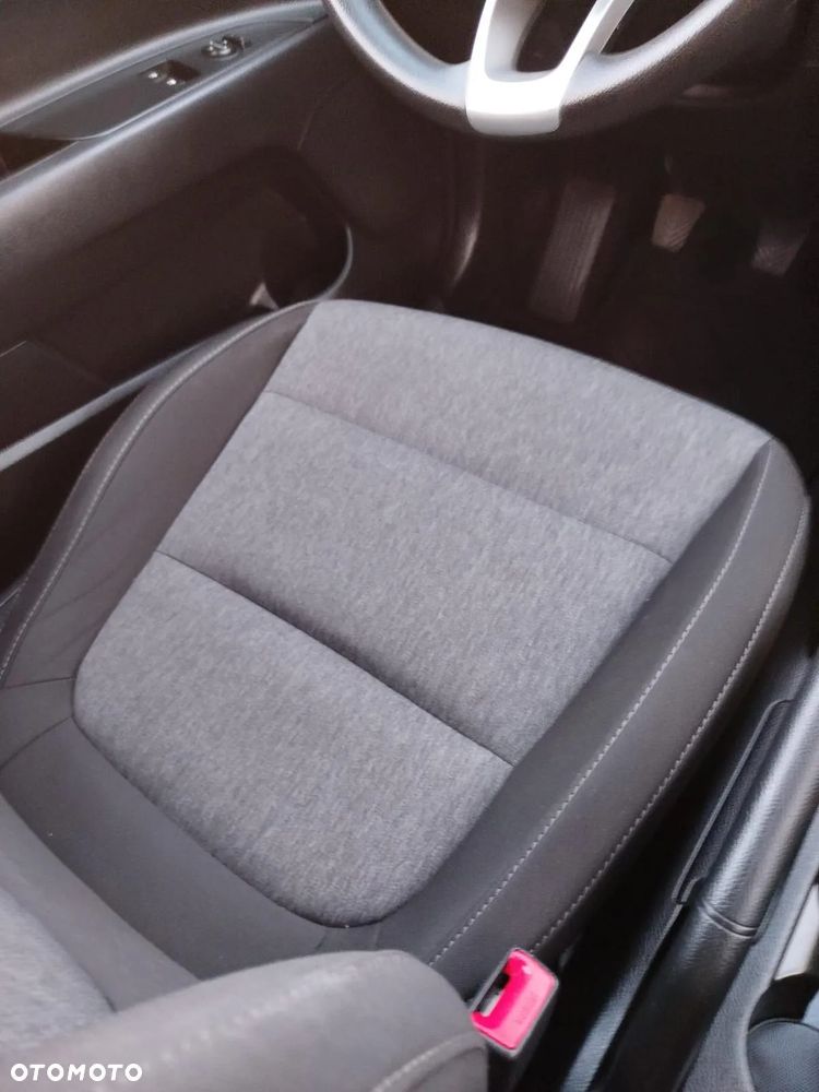 Kia Stonic 1.2 L Business Line - 29