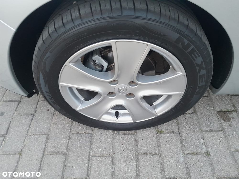 Renault Clio 1.2 TCe Alize EDC - 9