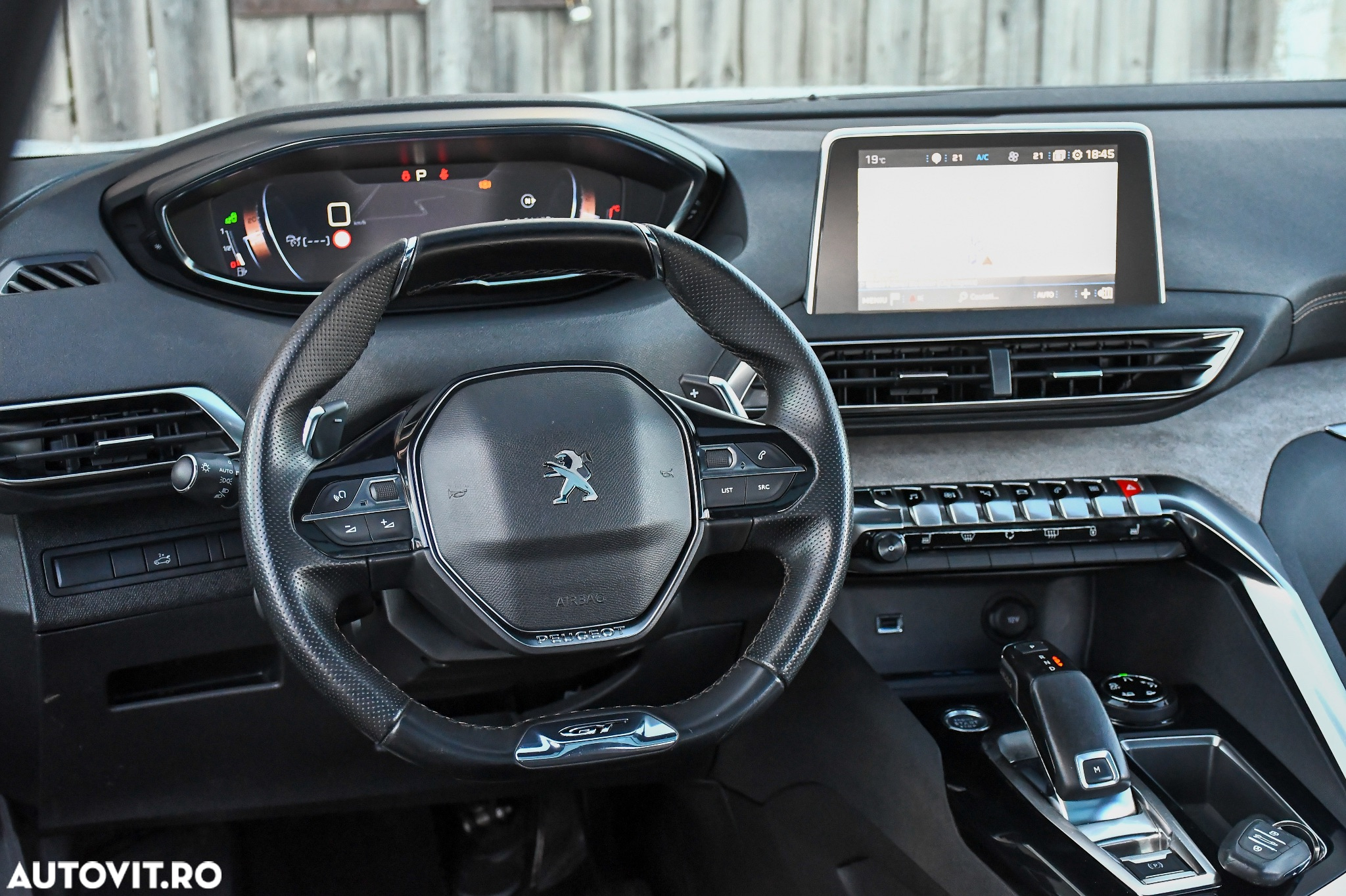 Peugeot 5008 2.0L BlueHDI EAT8 S&S GT - 18
