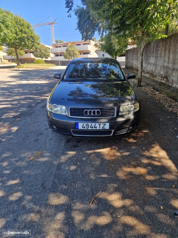 Audi A4 1.6 - 4
