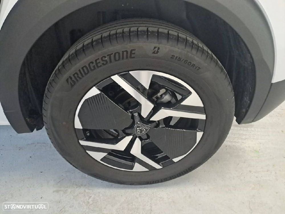 Peugeot 2008 1.2 Hybrid Allure e-DCS6 - 15