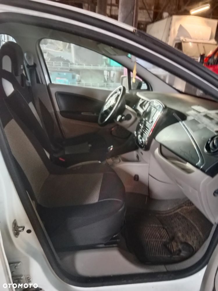 Renault Zoe - 7