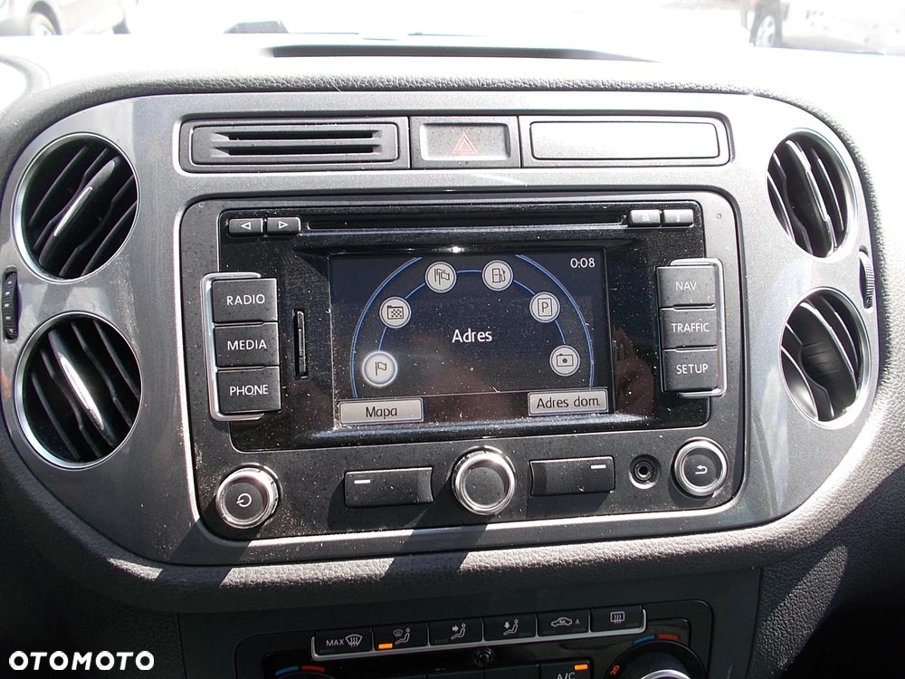 Volkswagen Tiguan - 26
