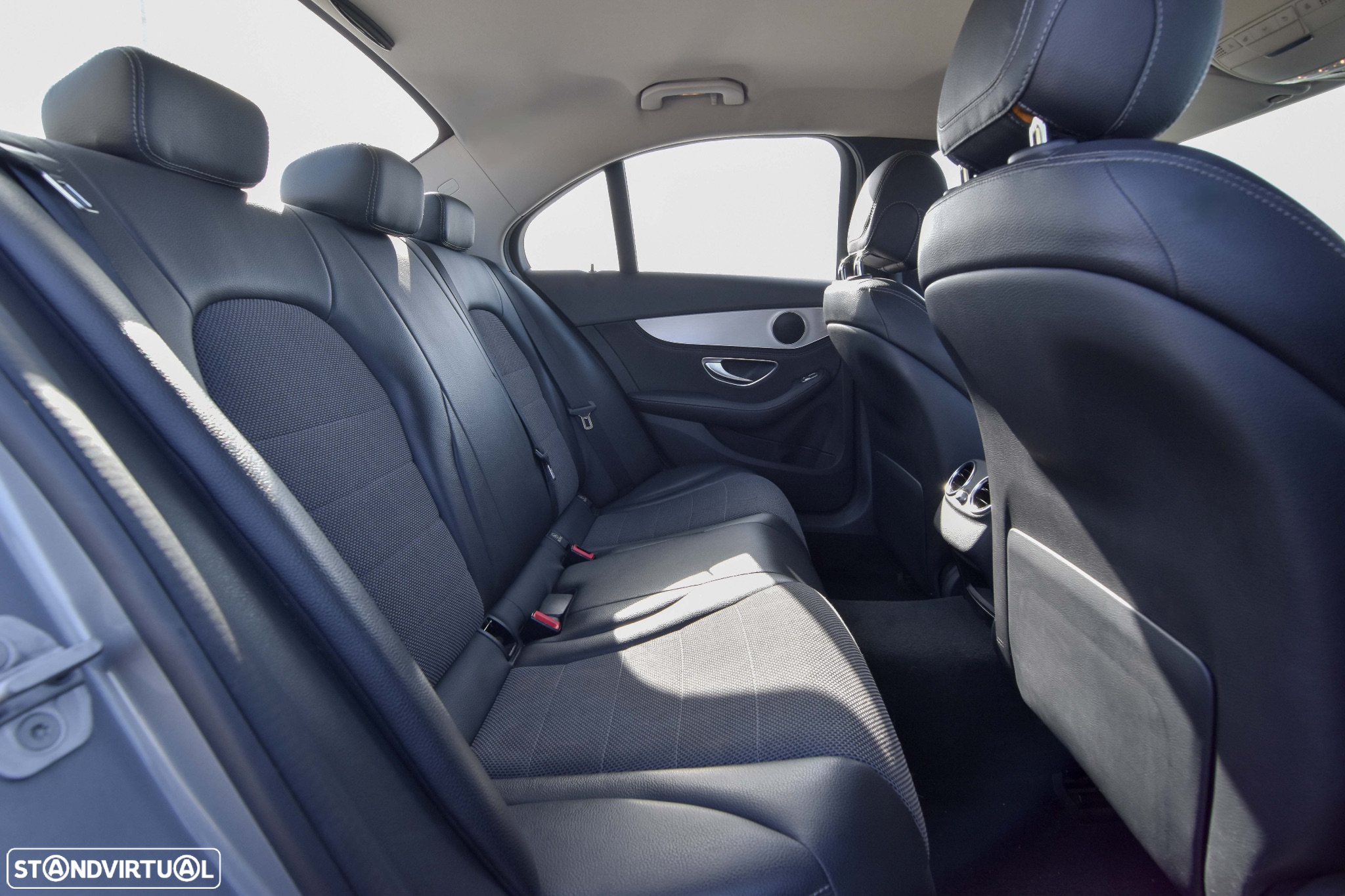 Mercedes-Benz C 180 BlueTEC Avantgarde - 19