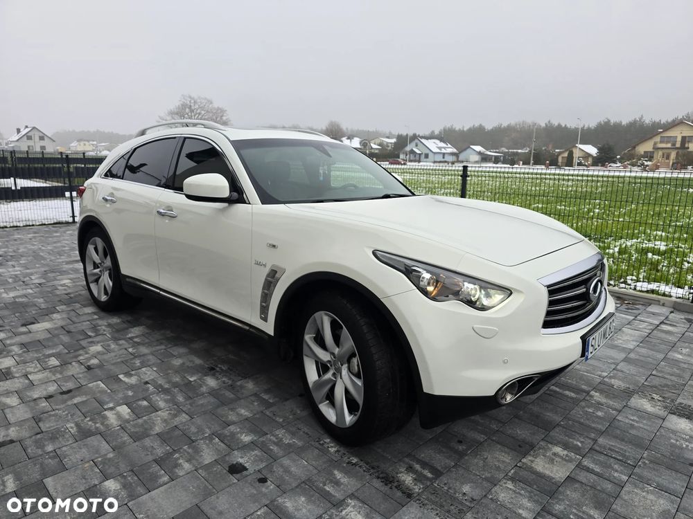 Infiniti QX70 3.0d S Premium - 8