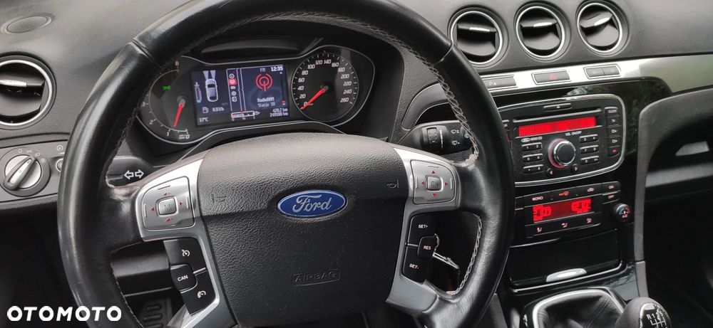 Ford S-Max 2.0 TDCi DPF Titanium - 15