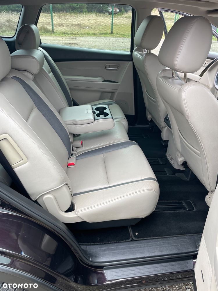 Mazda CX-9 - 16