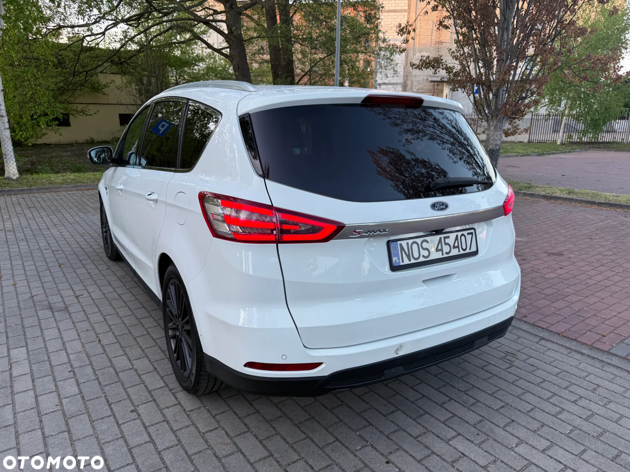 Ford S-Max 2.0 TDCi Titanium - 4