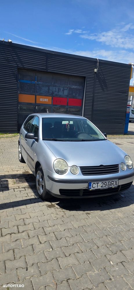 Volkswagen Polo 1.2 Trendline - 2
