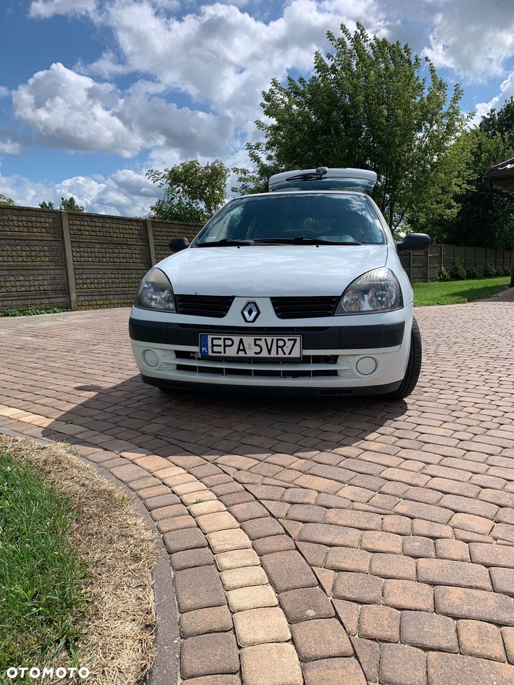 Renault Clio - 1