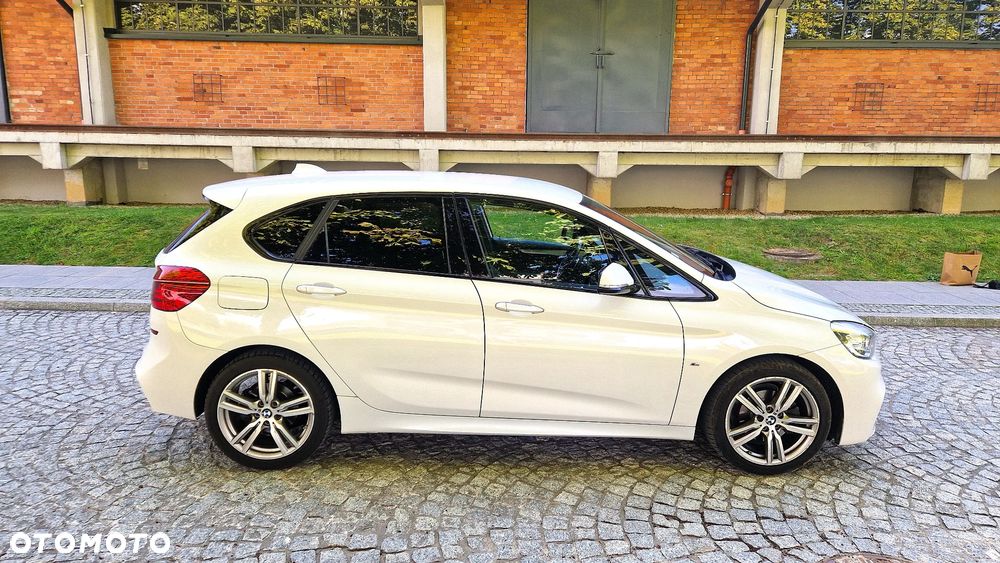 BMW Seria 2 218d M Sport - 4