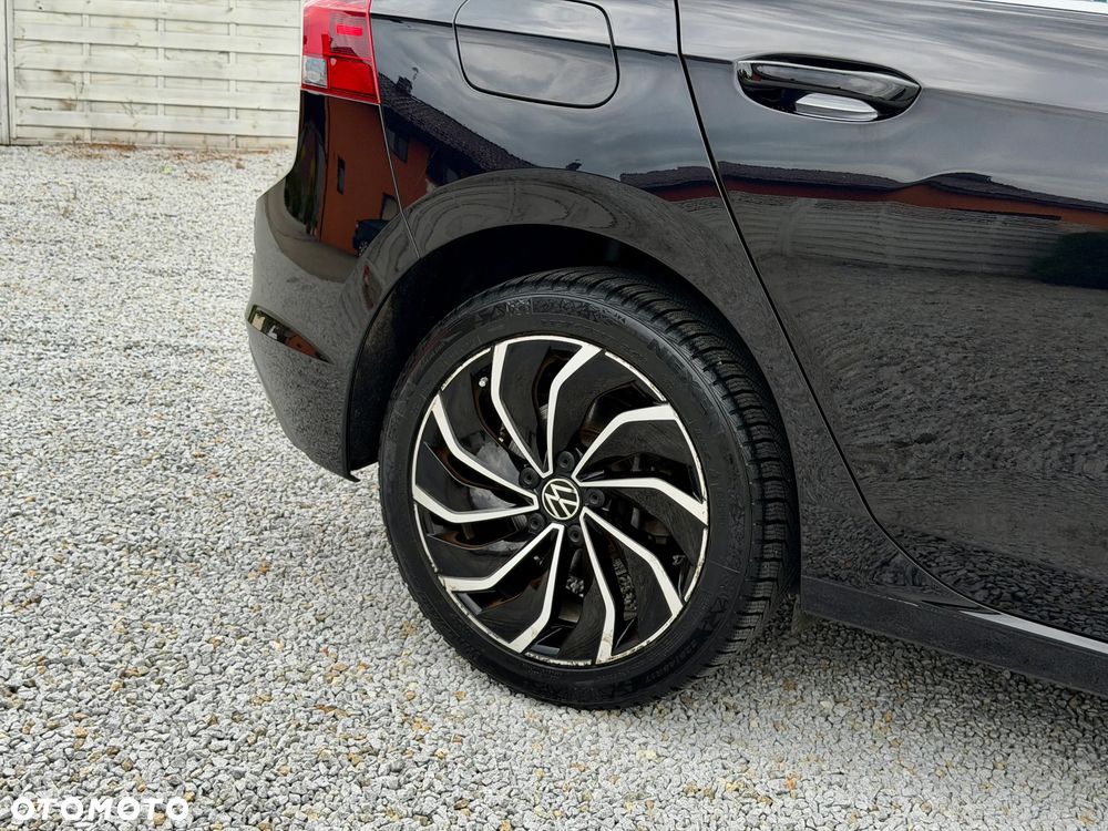 Volkswagen Golf 1.5 eTSI EVO Style DSG - 32