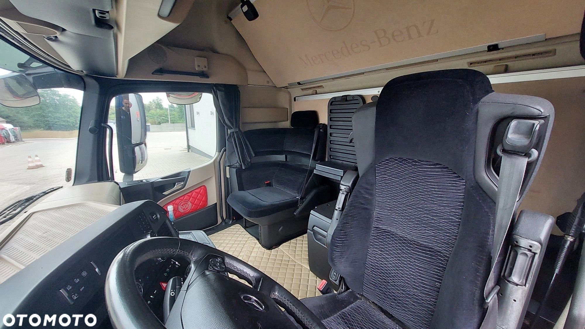 MERCEDES ACTROS MP4 KABINA KPL GIGA SPACE SALONKA - 8