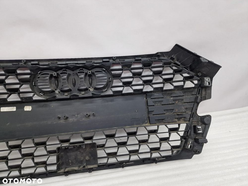 AUDI A1 II 82A 17- ATRAPA / GRILL PRZEDNI PRZÓD , NR 82A853653 / 82A853653A , NR AUKCJI GL170 - 15