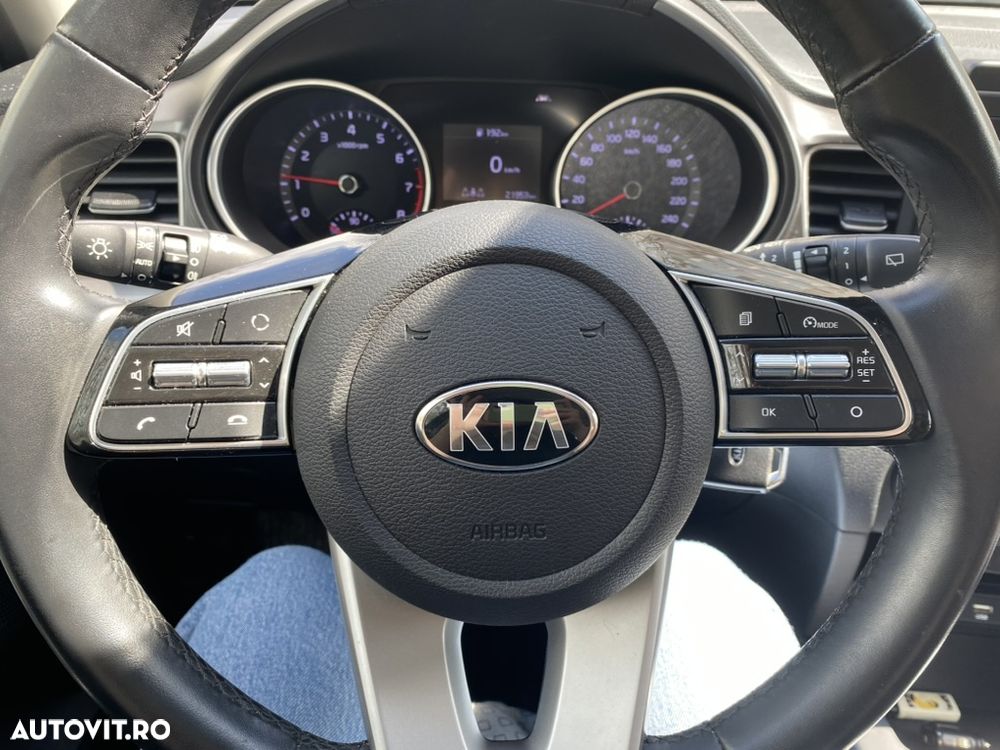 Kia Ceed 1.4 T-GDI Best - 12