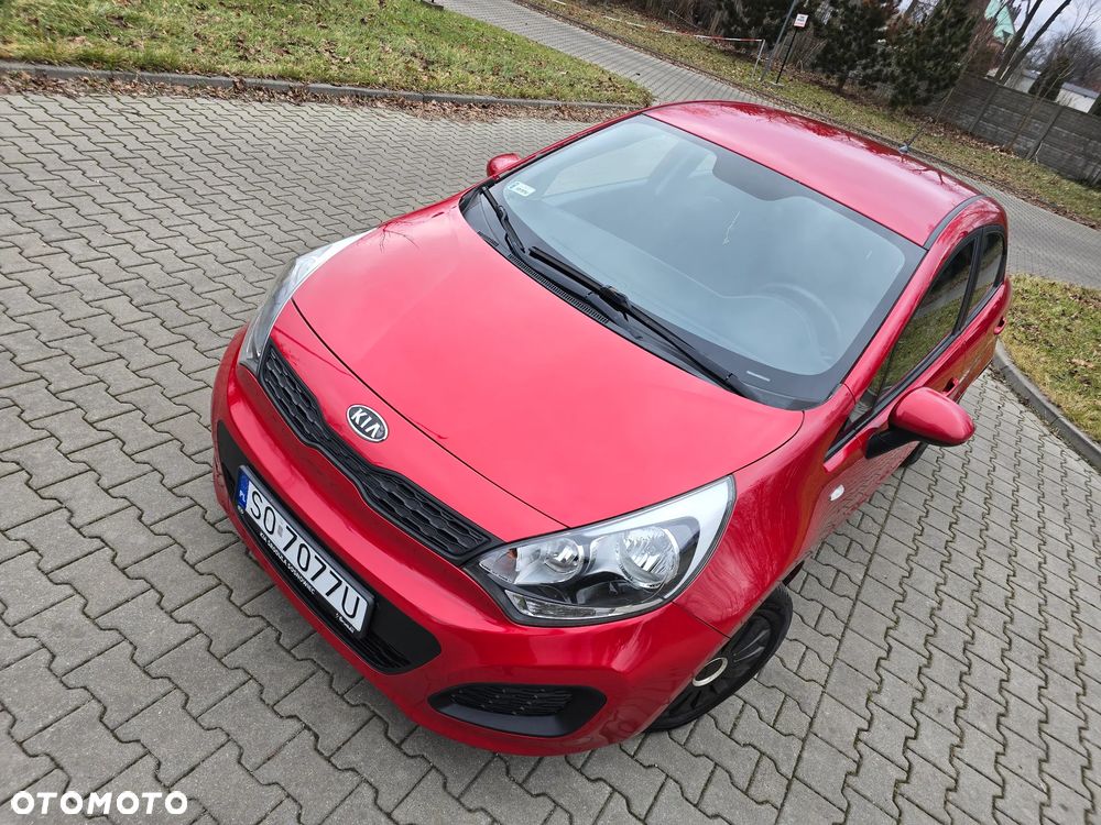 Kia Rio - 10