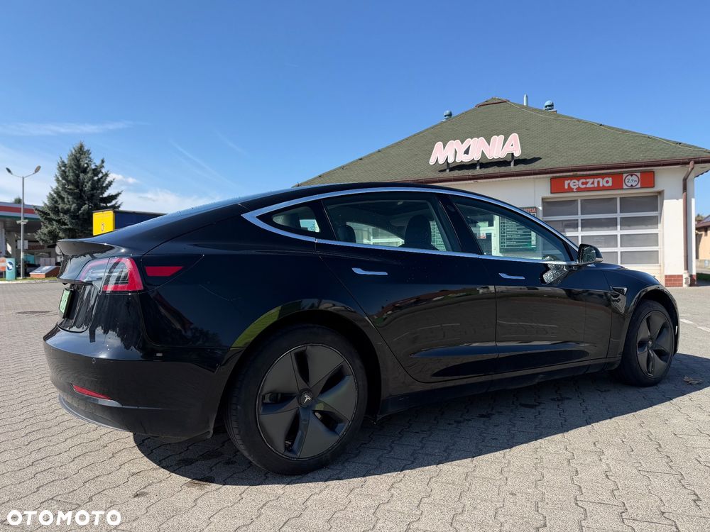 Tesla Model 3 Long Range RWD - 2